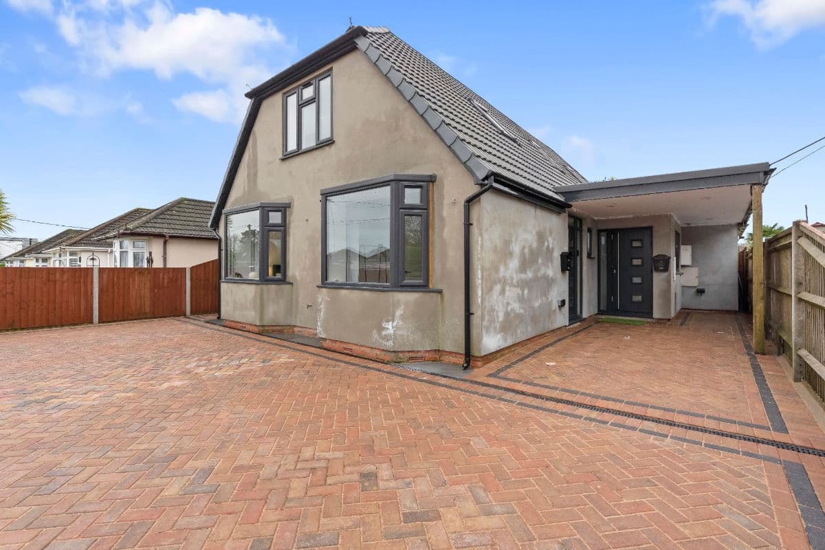 A bungalow near Southampton